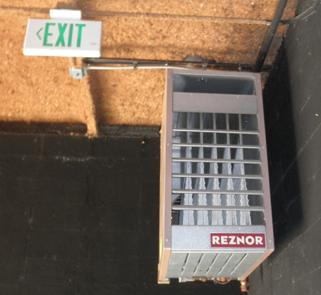 F-200 - Reznor F-200 - F-200 Gas Fired Vertical Unit Heater - 200,000 BTU