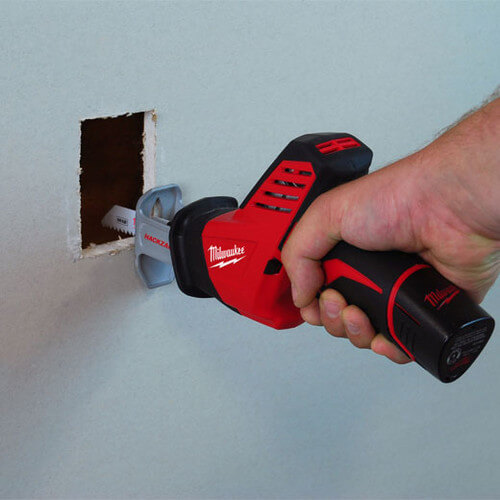 2420-21 - Milwaukee 2420-21 - M12 Cordless Hackzall Recip Saw Kit